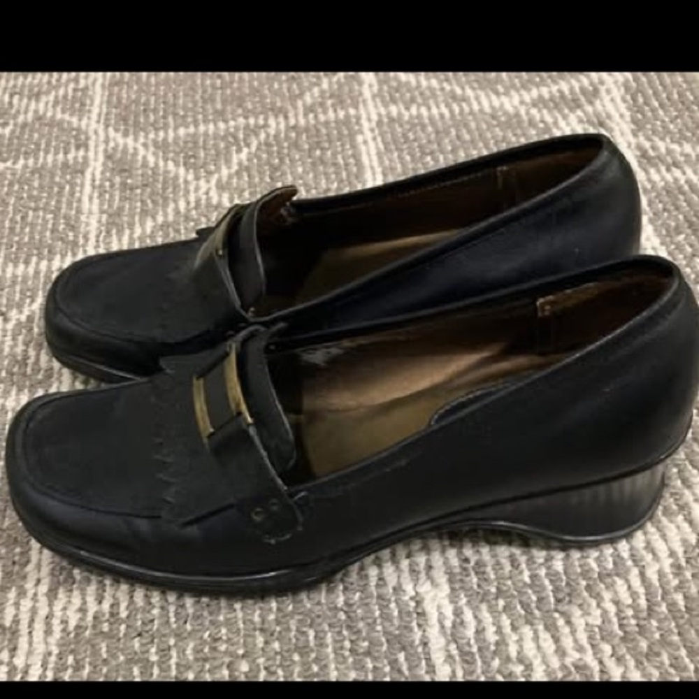 Naturalizer shoes size 8M - Picture 3 of 3